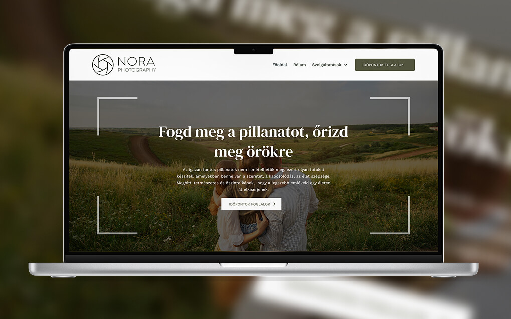 A képen egy fotós studió weboldala szerepel