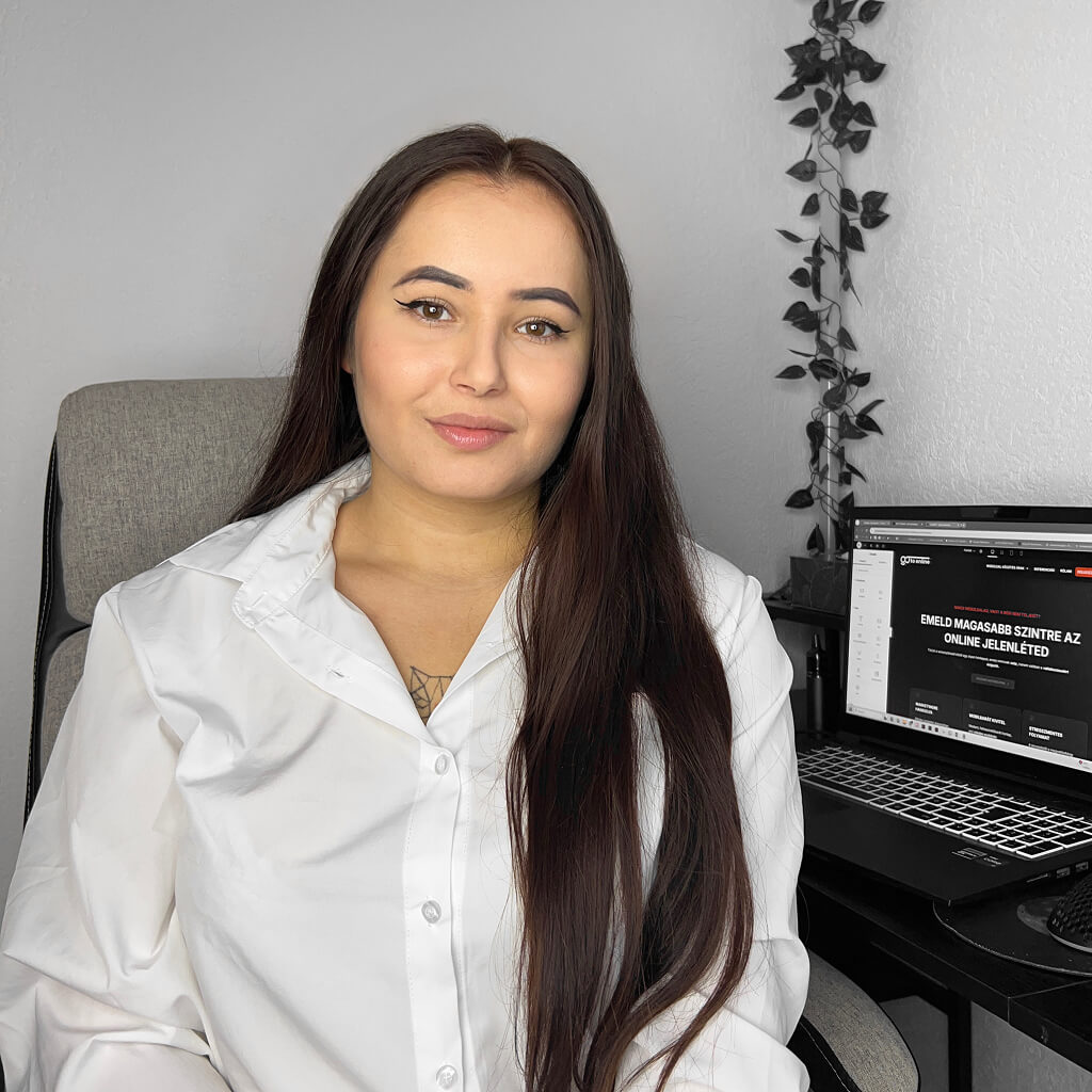 A képen Nagy Noémi szerepel, aki weboldalkészítéssel foglalkozik